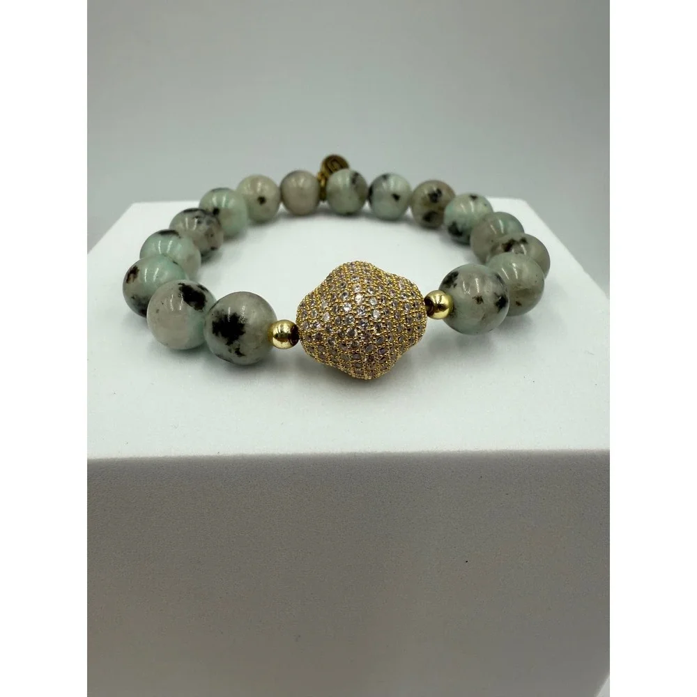 Gemstone Beaded Stretch Bracelet Gold Pave Crystal Focal‎ Bead Star Charm Green